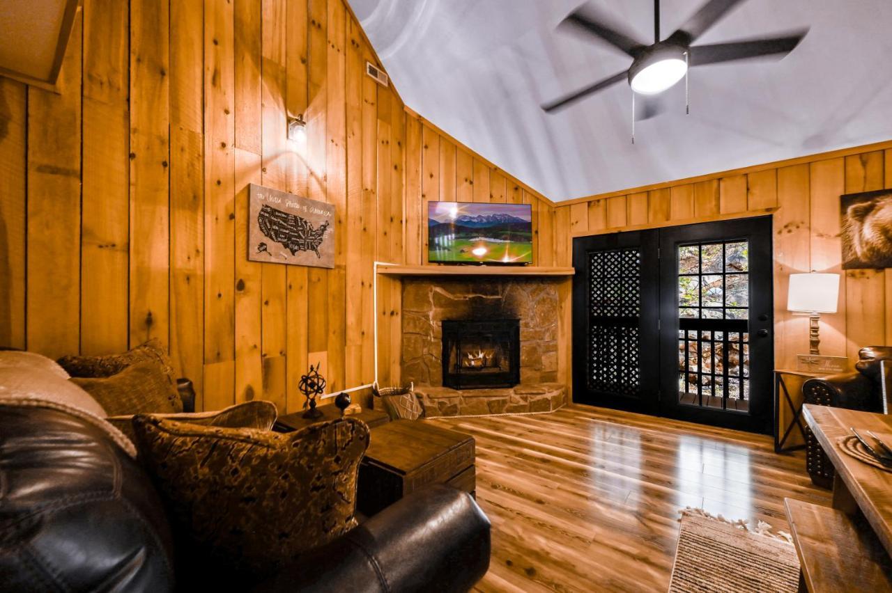 Private Mountain Cabin, Hot Tub Escape In The Smokies, With The View Sevierville Εξωτερικό φωτογραφία