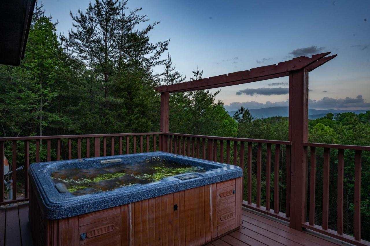 Private Mountain Cabin, Hot Tub Escape In The Smokies, With The View Sevierville Εξωτερικό φωτογραφία