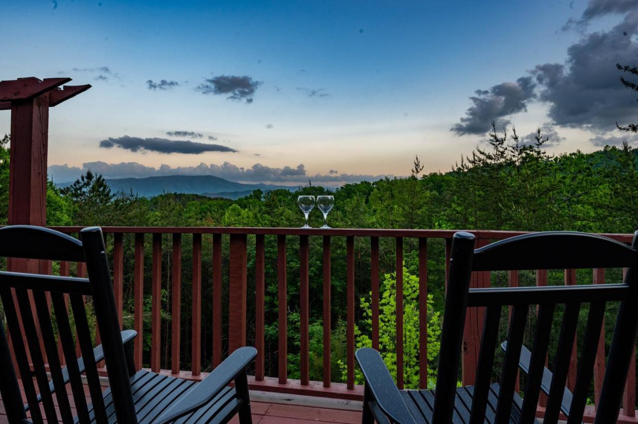 Private Mountain Cabin, Hot Tub Escape In The Smokies, With The View Sevierville Εξωτερικό φωτογραφία